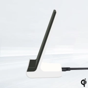 بسته پیشنهادی پنج:‌ شارژ بی‌سیم، کابل شارژ و هدفون بی‌سیم هانیول 1