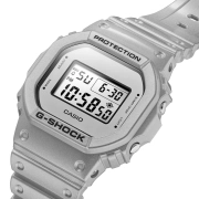 ساعت مچی مردانه G-SHOCK مدل CASIO-DW-5600FF-8DR 7