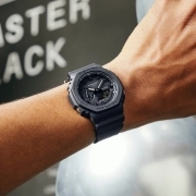 ساعت مچی مردانه G-SHOCK مدل CASIO-GA-2140RE-1ADR 2