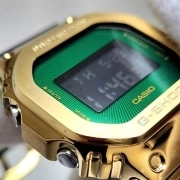 ساعت مچی مردانه کاسیو G-SHOCK مدل GM-5600CL-3DR 6