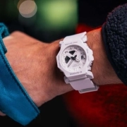 ساعت مچی مردانه کاسیو G-SHOCK مدل GA-2300-7ADR