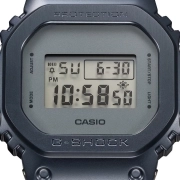 ساعت مچی مردانه کاسیو G-SHOCK مدل GM-5600MF-2DR