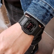 ساعت مچی مردانه کاسیو G-SHOCK مدل DW-5600MS-1DR 4