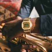 ساعت مچی مردانه کاسیو G-SHOCK مدل GM-5600YMG-9DR 4