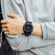 ساعت مچی مردانه کاسیو G-SHOCK مدل GX-56BB-1 2