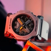 ساعت مچی مردانه کاسیو G-Shock مدل GA-2300-8ADR 11
