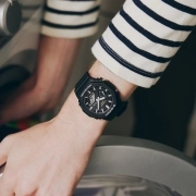 ساعت مچی مردانه کاسیو G-SHOCK مدل GA-2100RL-1ADR 6