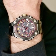 ساعت مچی مردانه کاسیو G-SHOCK مدل MRG-B2000B-1A4DR 3
