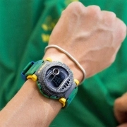 ساعت مچی مردانه G-SHOCK مدل G-B001RG-3DR 2