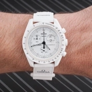 ساعت مچی امگا سواچ MISSION TO THE MOONPHASE - FULL MOON مدل SO33W700