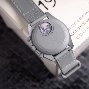 ساعت مچی امگا سواچ BIOCERAMIC MOONSWATCH مدل SO33M106 10