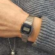 ساعت مچی کاسیو Vintage مدل LA670WD-1D 4