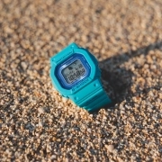 ساعت مچی زنانه کاسیو G-SHOCK مدل GLX-S5610-2DR 2