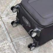 چمدان فوروارد مدل FCLT40120 سایز متوسط - مشکی