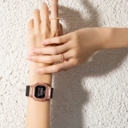ساعت مچی زنانه G-SHOCK کاسیو مدل GM-S5600PG-1
