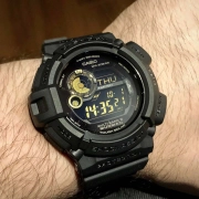 ساعت مچی مردانه کاسیو G-SHOCK مدل G-9300GB-1D