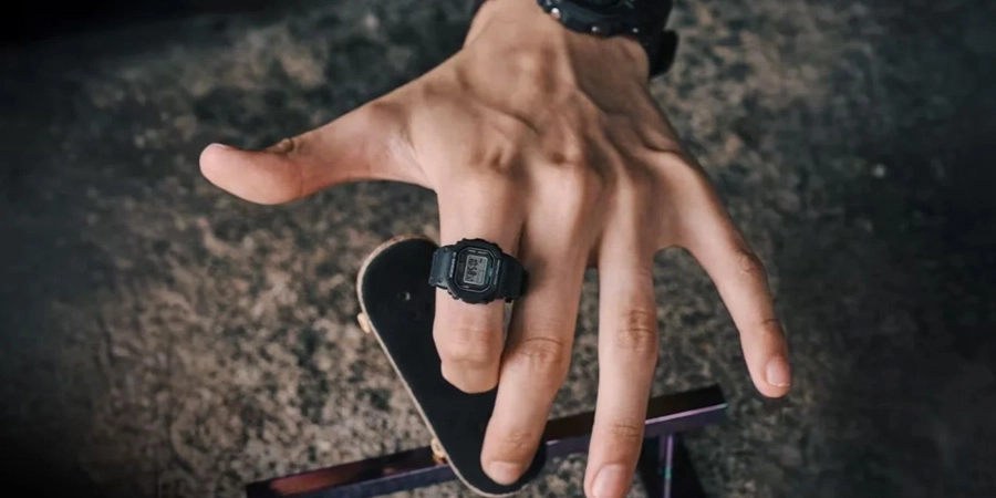 کوچک‌ترین جی‌شاک دنیا؛ رینگ واچ Nano DWN-5600