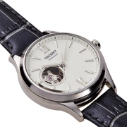 ساعت مچی زنانه اورینت مدل RA-AG0025S 1