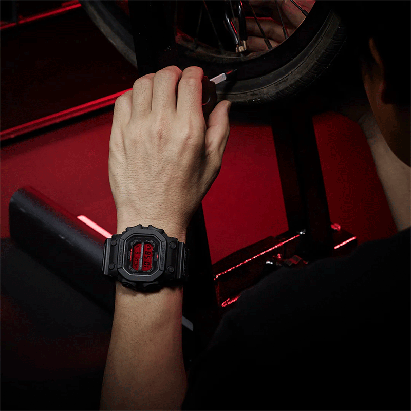 ساعت مچی مردانه کاسیو G-SHOCK مدل GX-56BBR-1DR 2