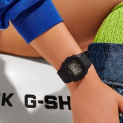 ساعت مچی زنانه G-SHOCK مدل GMD-S5600BA-1DR 1