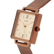 ساعت مچی زنانه کاسیو مدل LTP-E155MR-9B