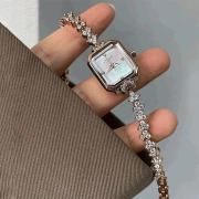 ساعت مچی زنانه جولیوس مدل JA-1437A