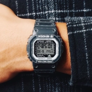 ساعت مچی مردانه کاسیو G-SHOCK مدل DW-5600RGM-1DR 1